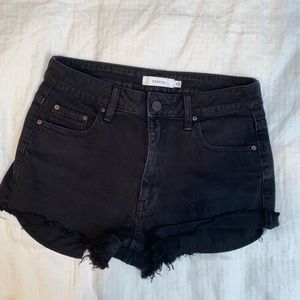 Aritzia talula shorts